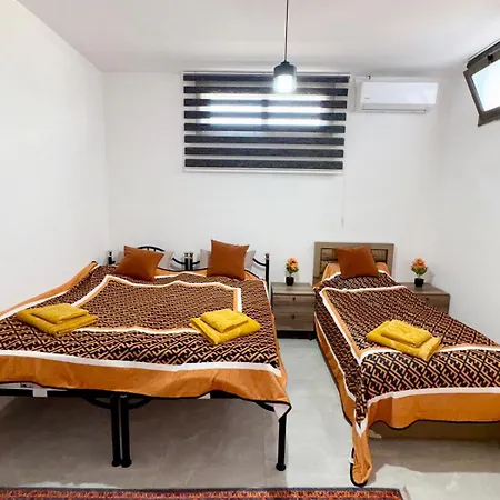 Orange Sunset Duplex Lapta 2 Bedrooms Close To Merit Casino شقة *