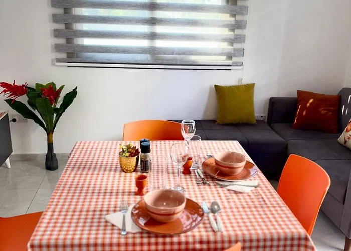 Orange Sunset Duplex Lapta 2 Bedrooms Close To Merit Casino