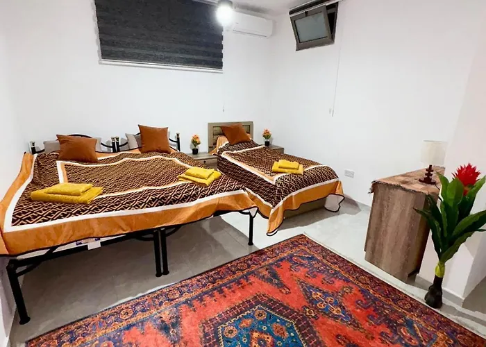 Orange Sunset Duplex Lapta 2 Bedrooms Close To Merit Casino * Meniko