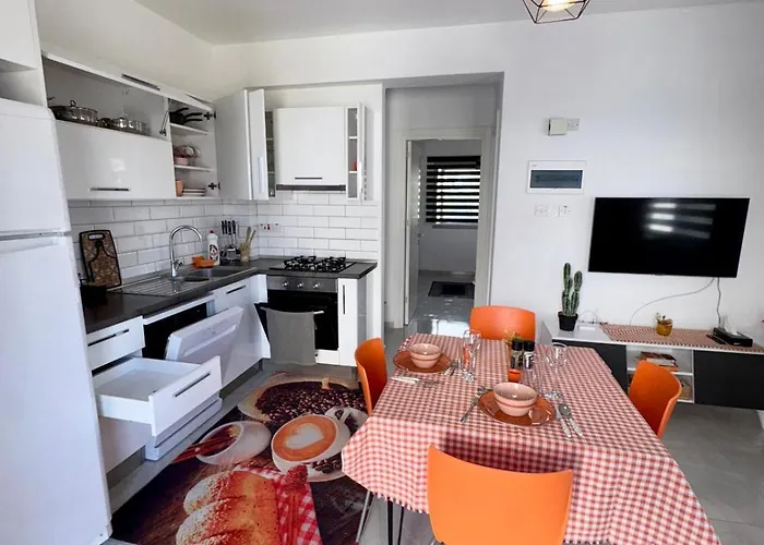 Orange Sunset Duplex Lapta 2 Bedrooms Close To Merit Casino