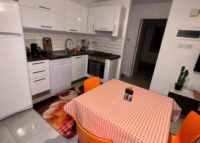 شقة Orange Sunset Duplex Lapta 2 Bedrooms Close To Merit Casino