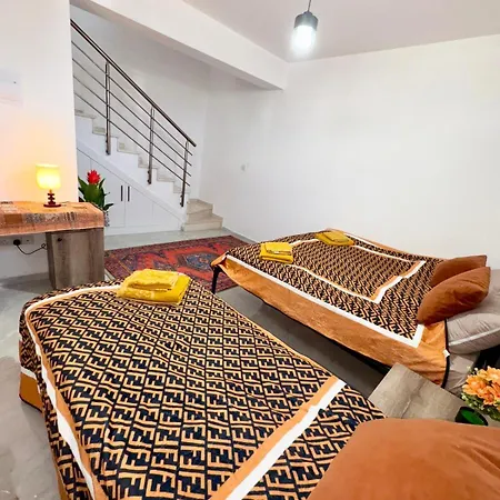 Lejlighed Orange Sunset Duplex Lapta 2 Bedrooms Close To Merit Casino Meniko