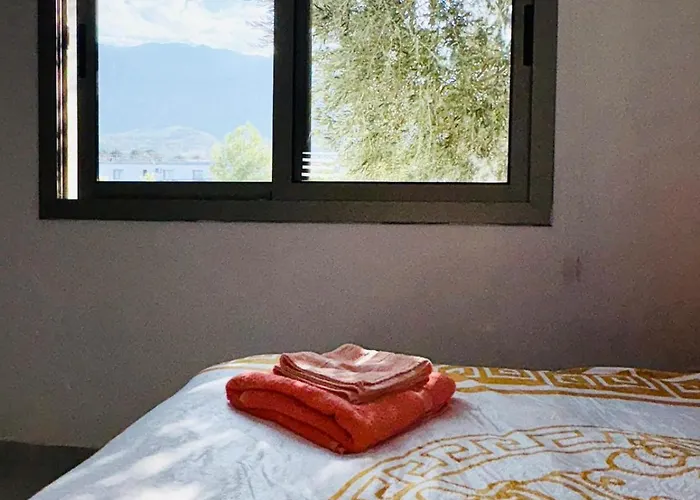 Appartement Orange Sunset Duplex Lapta 2 Bedrooms Close To Merit Casino *